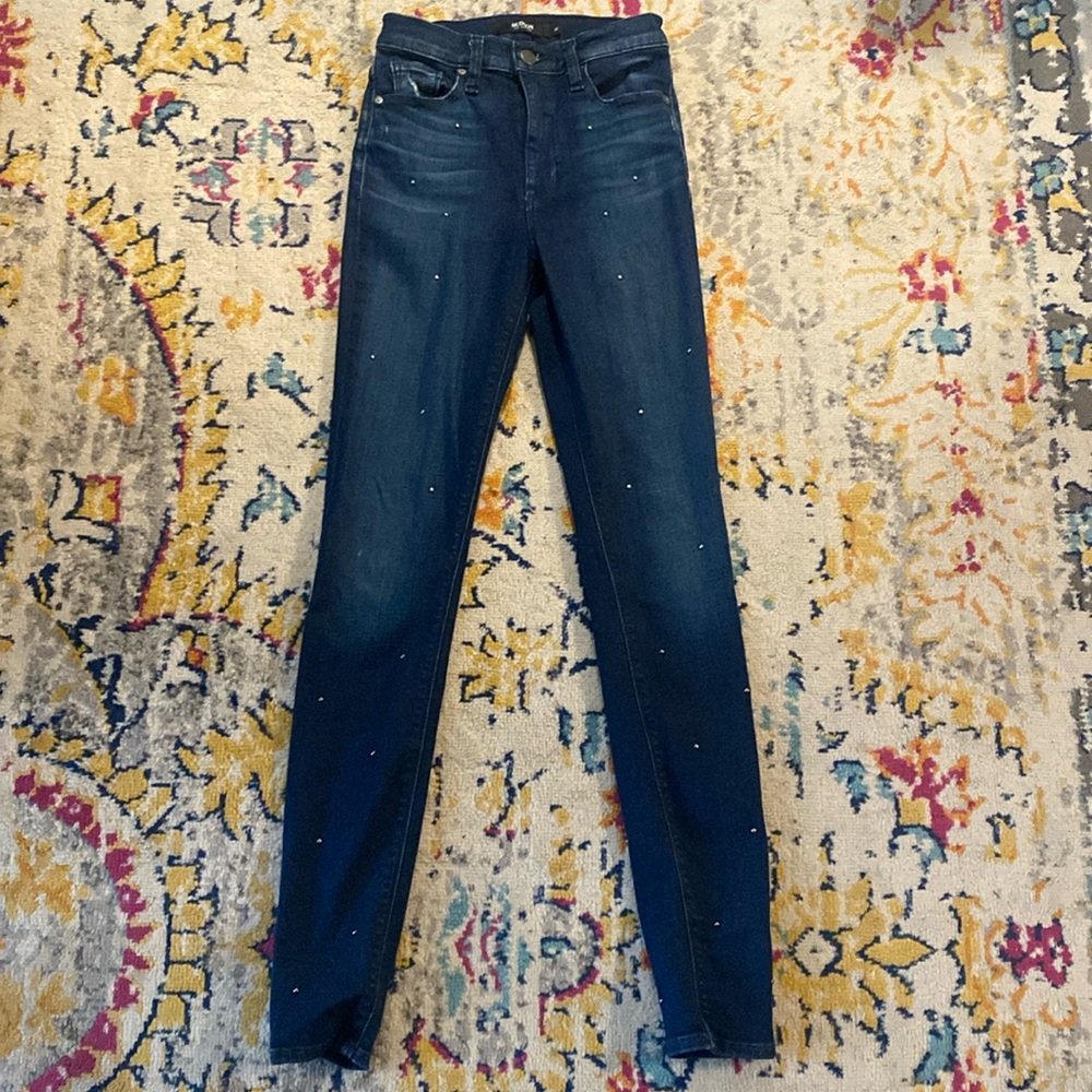 High waisted, stretchy skinny jeans with metal studs